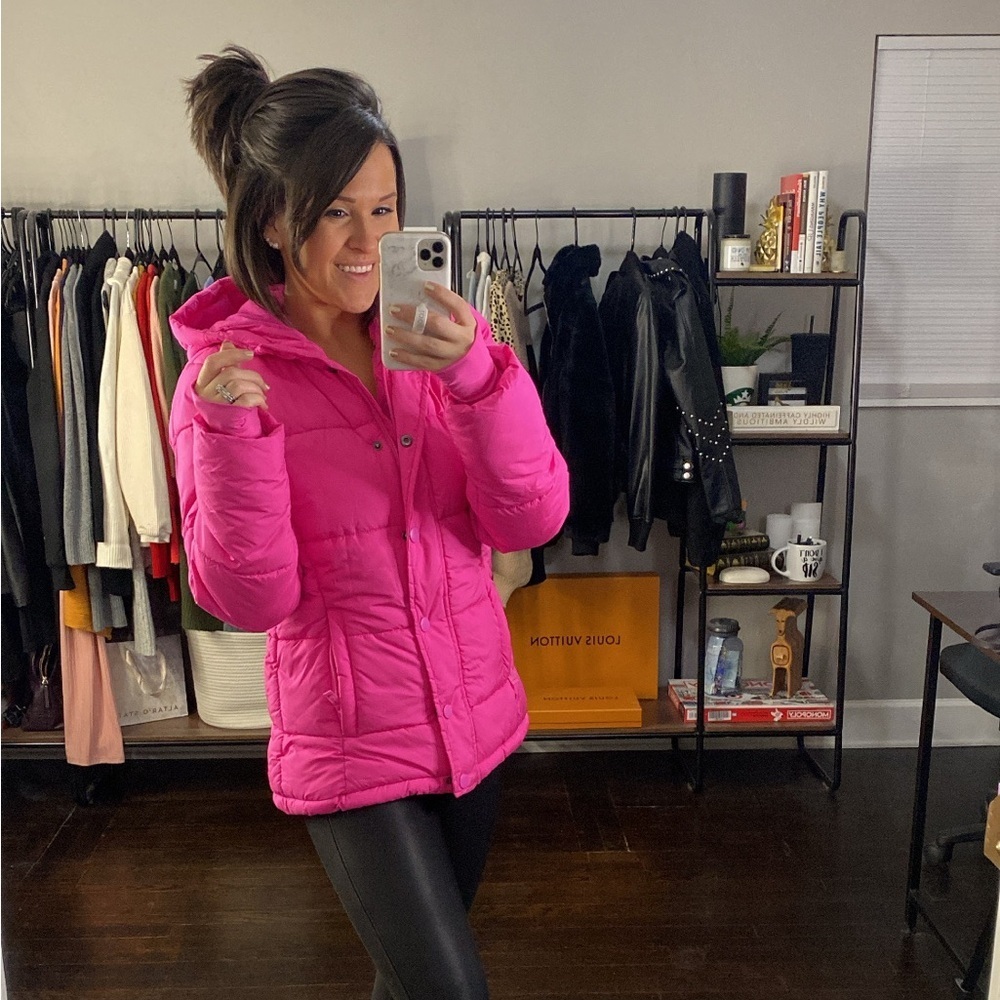 Amazon Essentials Women's Heavyweight Long-Sleeve Hooded Puffer Coat